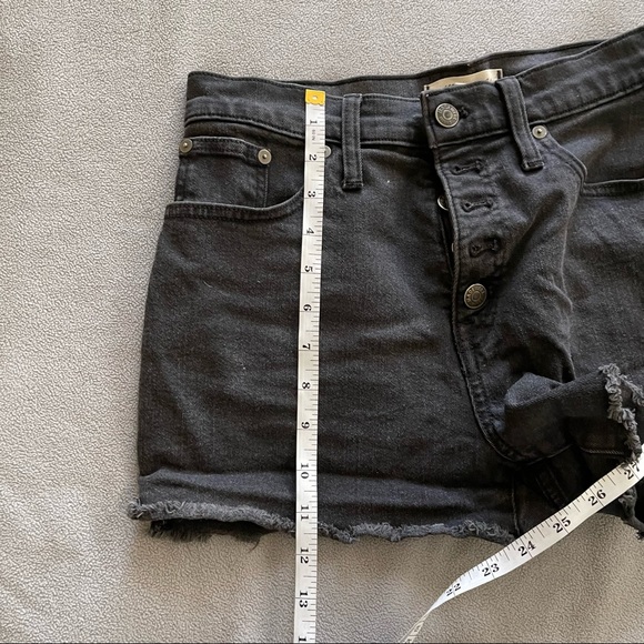 Madewell high rise black denim jean shorts size 26 G5167 - Picture 8 of 9